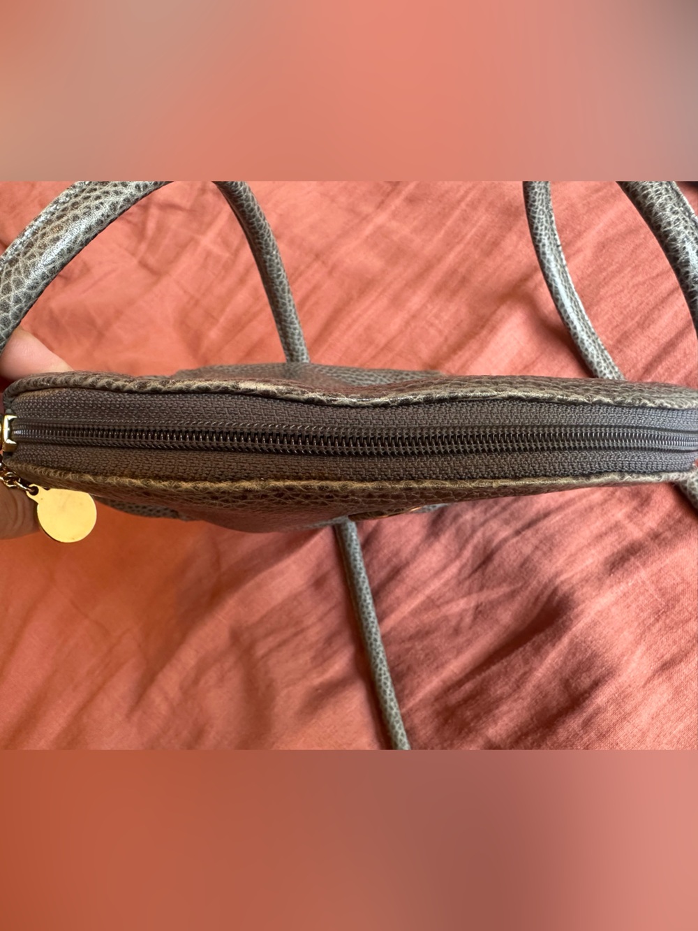 Vintage Liz Claiborne Pebble Grey Leather Purse. Great Vintage Condition 🩶 - Picture 14 of 15